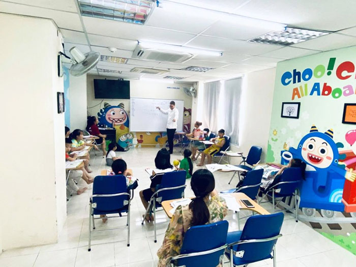 trung t&acirc;m luyện thi IELTS ở đ&agrave; nẵng - Ames