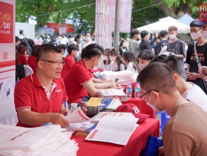 đại học b&aacute;ch khoa h&agrave; nội tuyển sinh