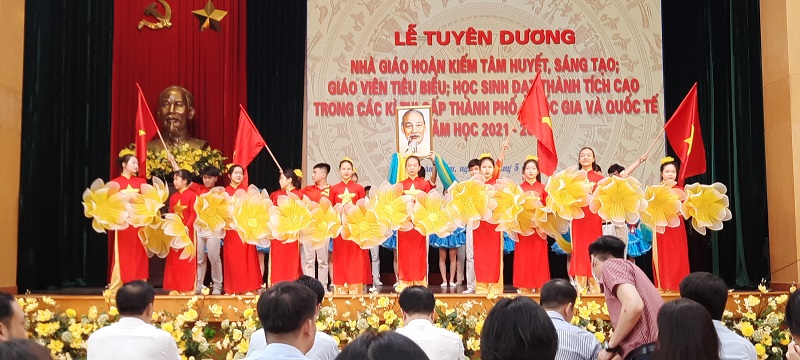 trường-thcs-trưng-vương-văn-nghệ