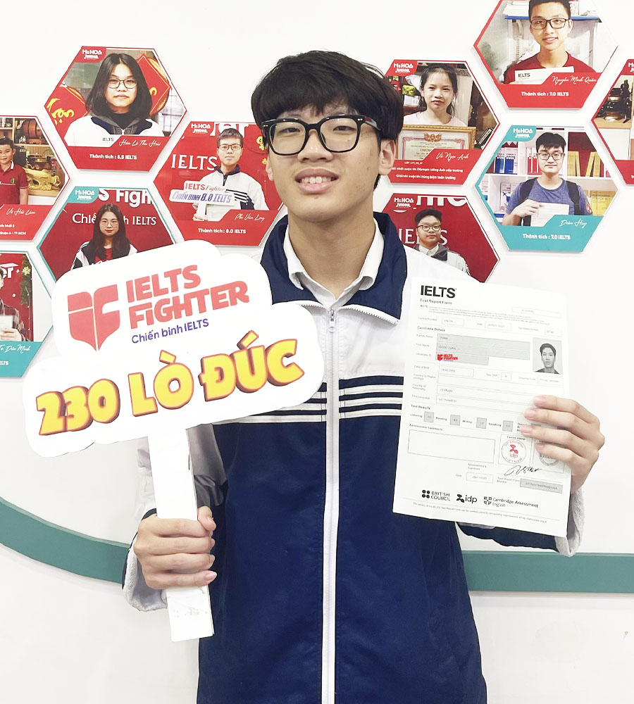 Quốc T&ugrave;ng 7.5 IELTS