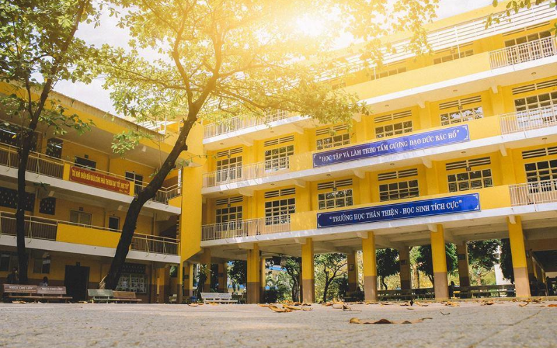 to&agrave; nh&agrave; của THPT Nguyễn Thượng Hiền