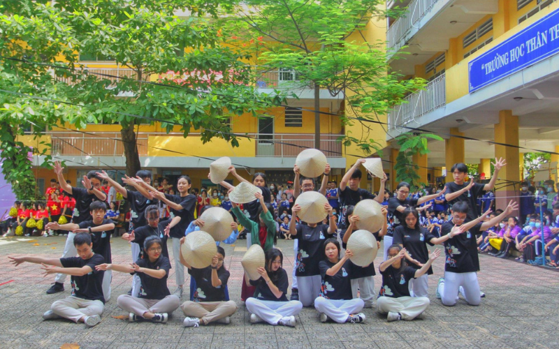 c&aacute;c tiết mục biểu diễn của trường