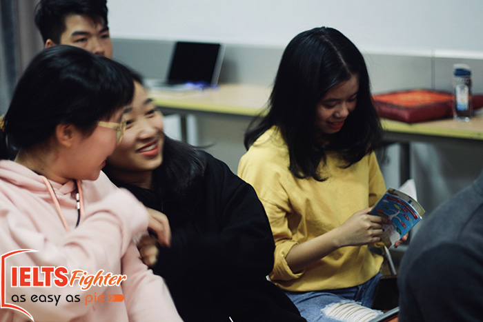 IELTS Fighter tổ chức talkshow tại đại học FPT