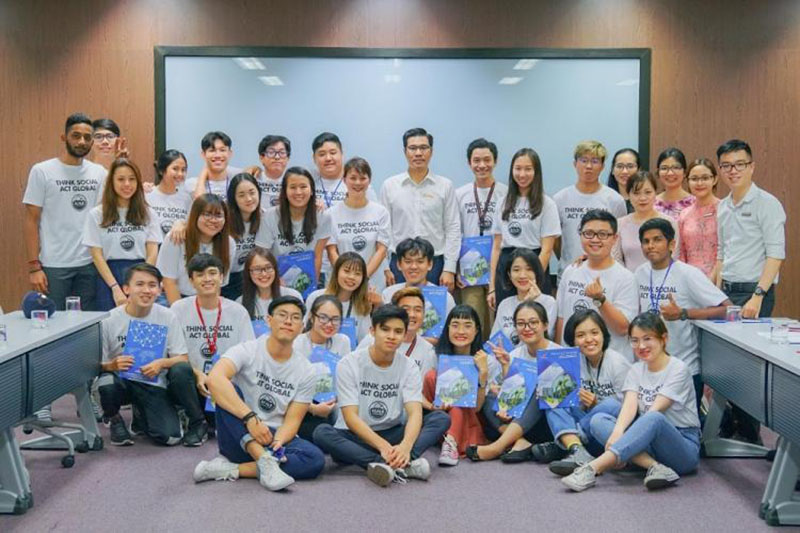 sinh viên đại học tôn đức thắng