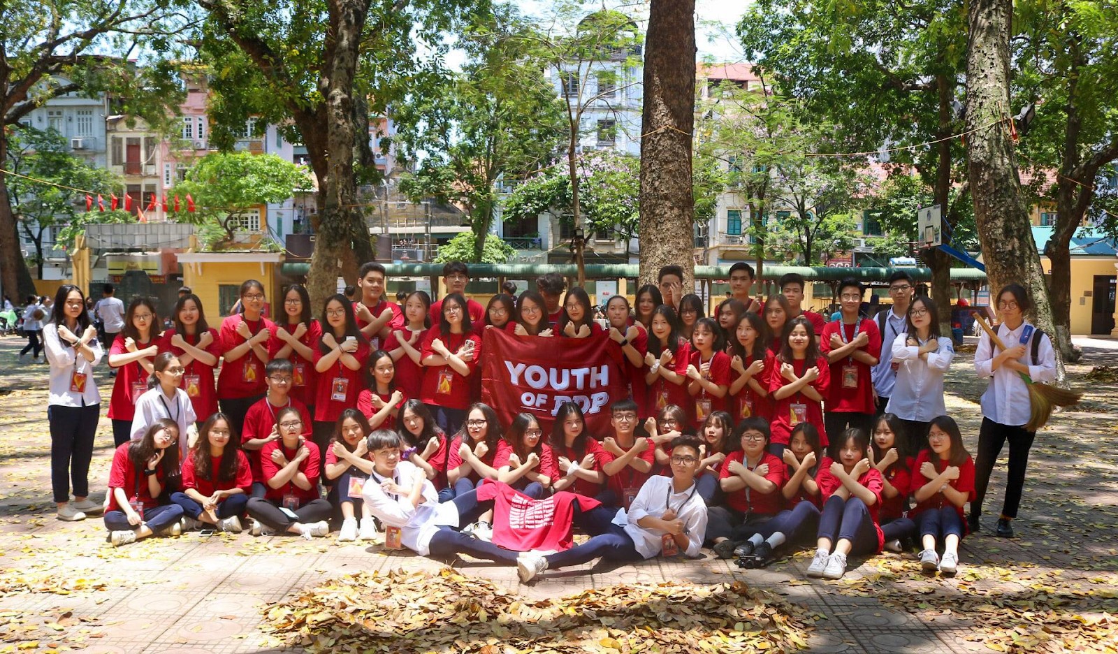 Hoạt động CLB trong trường Phan Đ&igrave;nh Ph&ugrave;ng