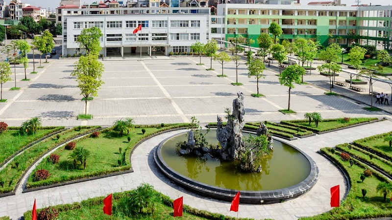 trường-thpt-chuy&ecirc;n-nguyễn-huệ-khu&ocirc;n-vi&ecirc;n