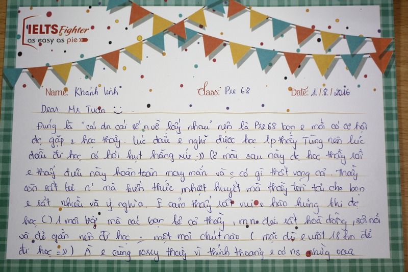 Bạn Khánh Linh chia sẻ cảm nhận của mình về lớp Pre 68