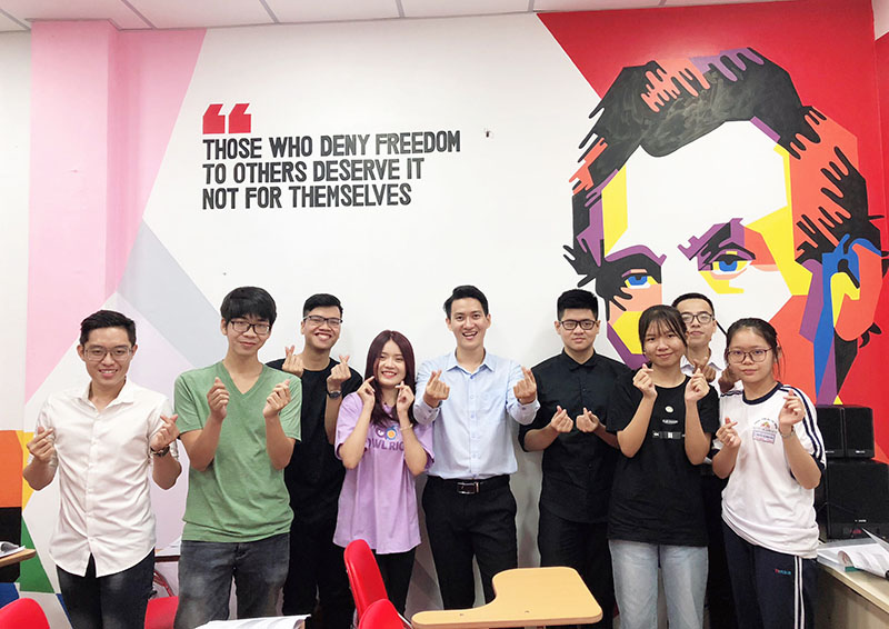 lớp học và giáo viên ielts fighter nha trang