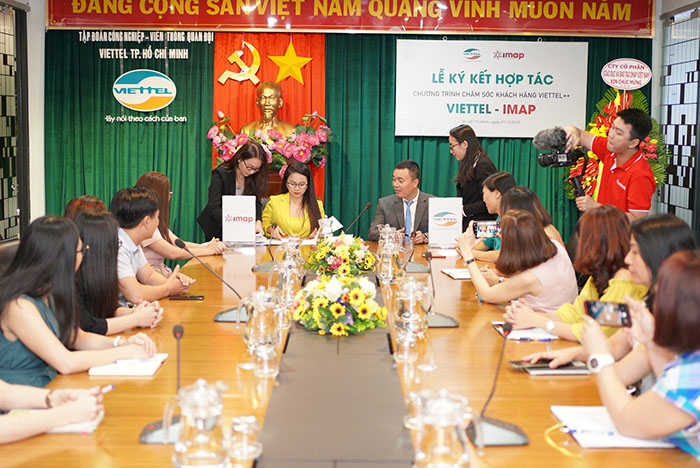 IMAP Việt Nam - IELTS Fighter hợp t&aacute;c đ&agrave;o tạo c&ugrave;ng Viettel 1