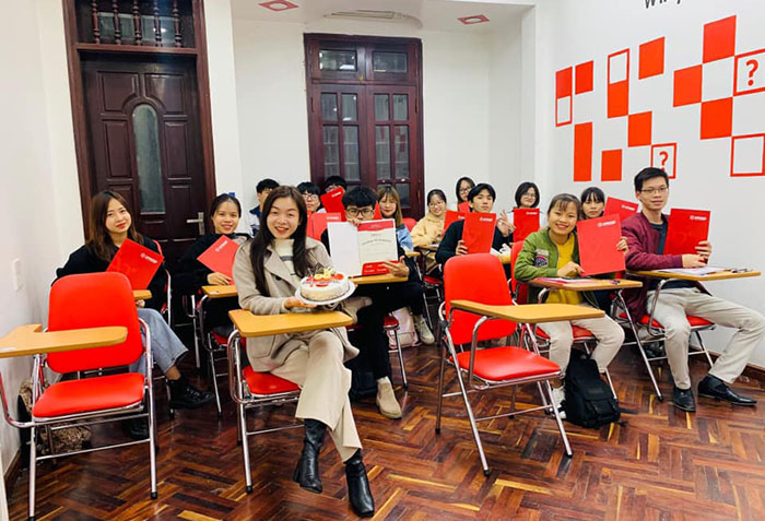 Ch&uacute;c mừng sinh nhật bằng tiếng anh 1