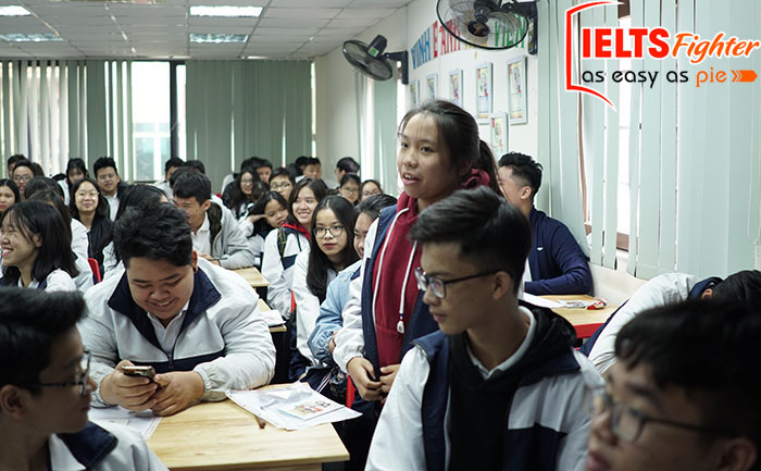 Thi thử IELTS tại trường Lương Thế Vinh