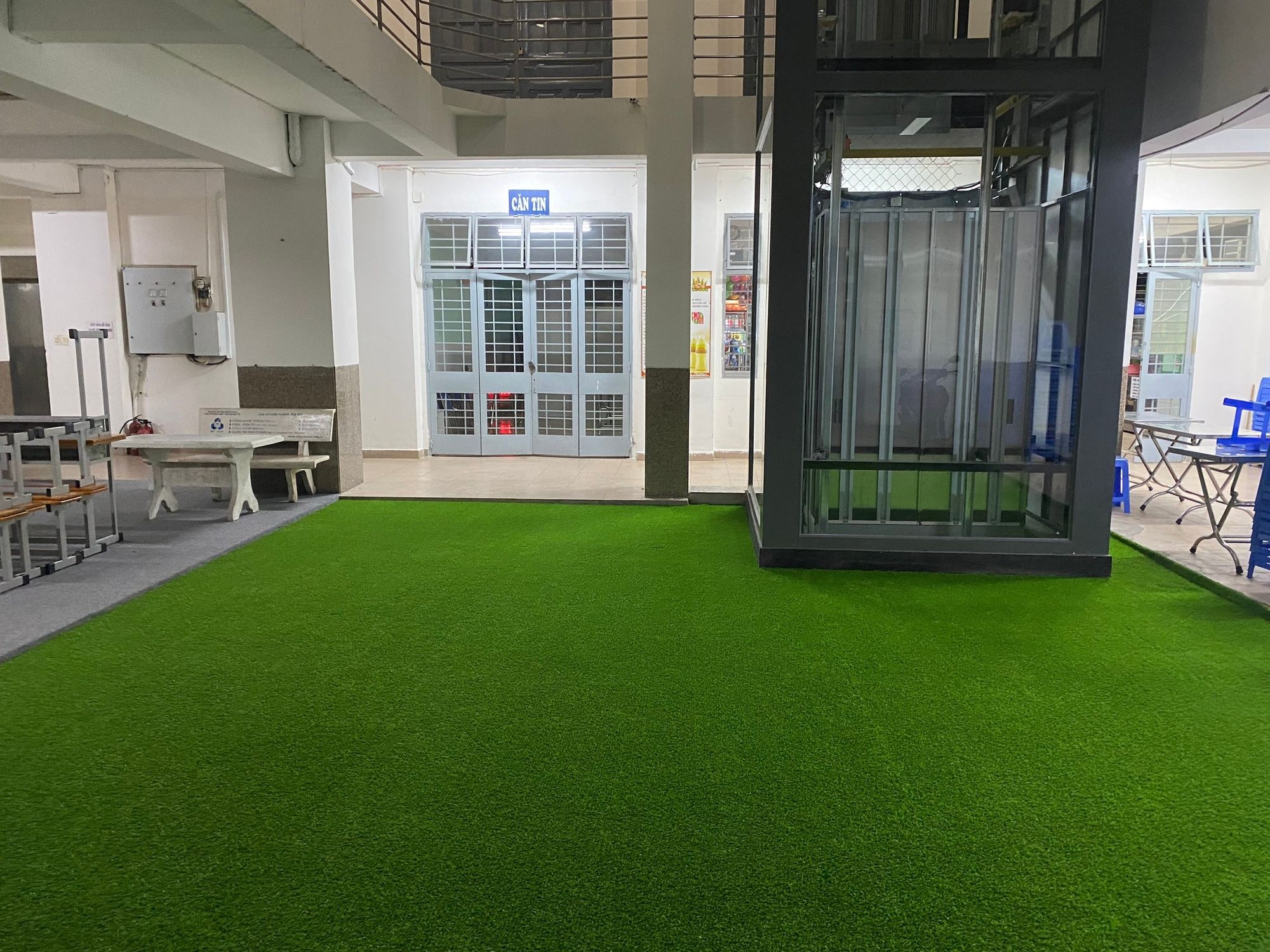 cơ sở vật chất b&ecirc;n trong