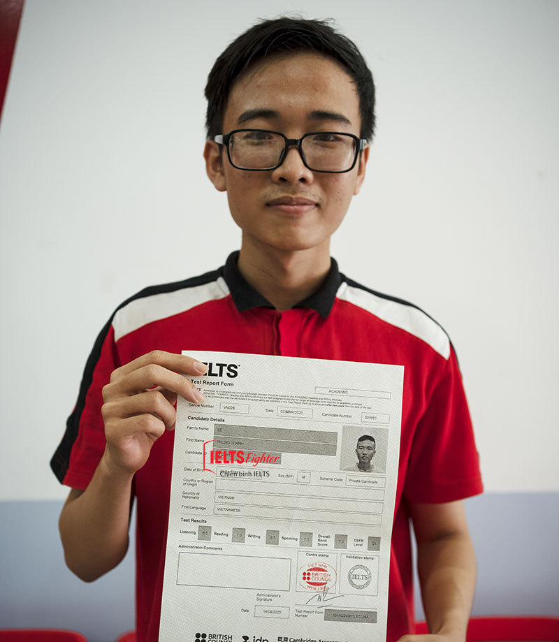 Sinh viên học IELTS  5