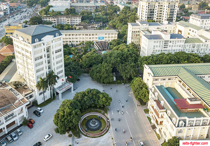 Top trường ĐH h&agrave;ng đầu Việt Nam 1