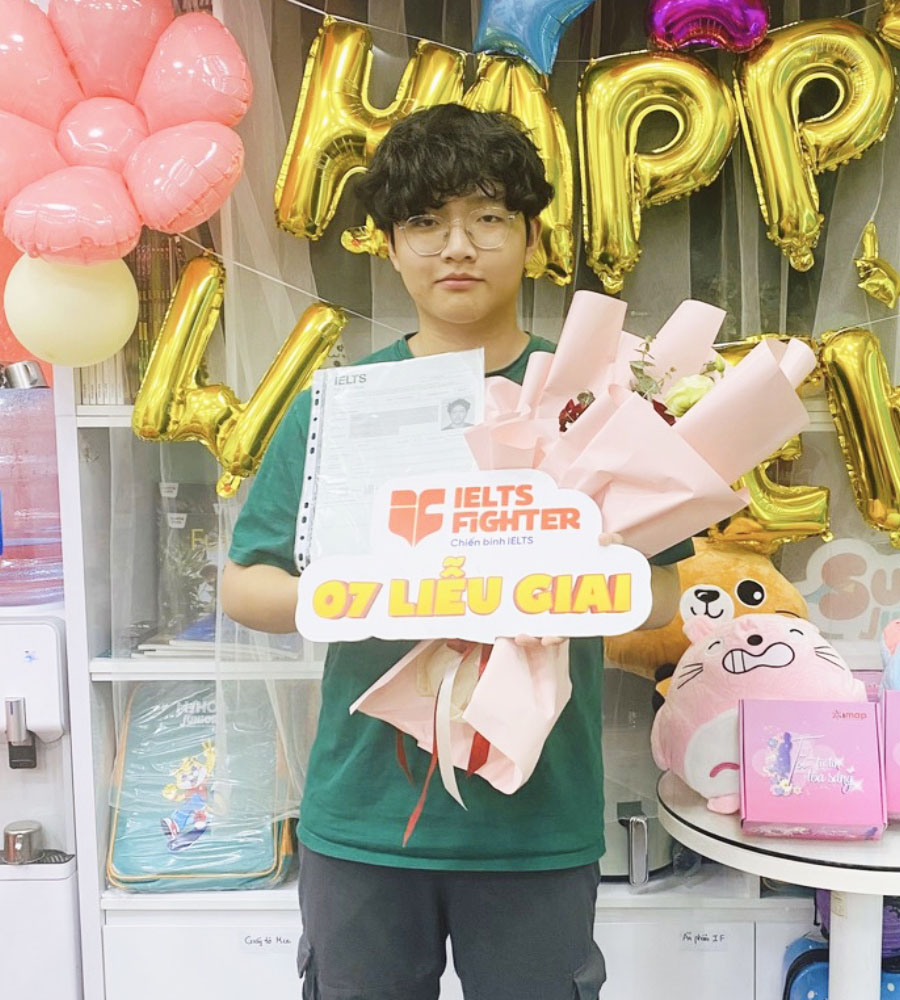 Ho&agrave;ng H&agrave; 8.0 IELTS