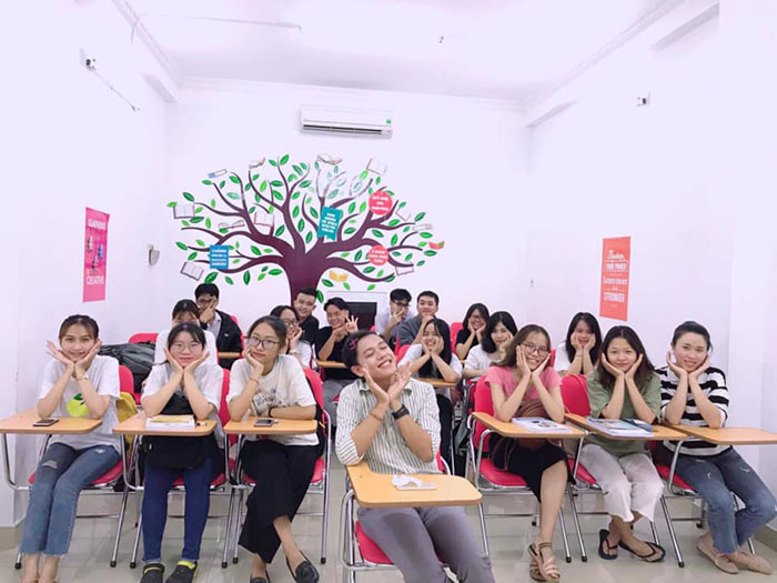 tổng kết cuộc thi ảnh IELTS Fighter here and ther 16