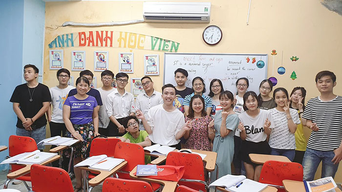 tổng kết cuộc thi ảnh IELTS Fighter here and there 17