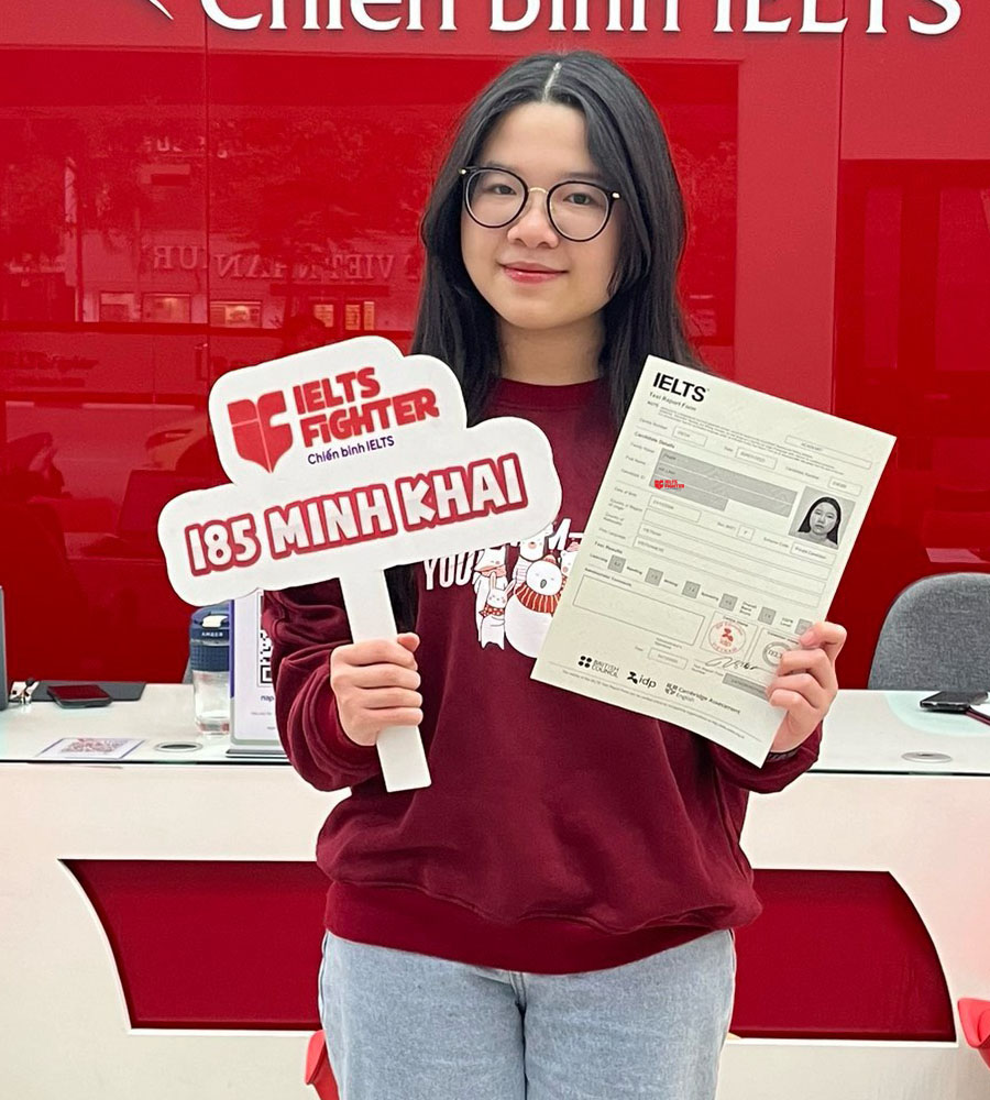 H&agrave; Linh 7.0 IELTS