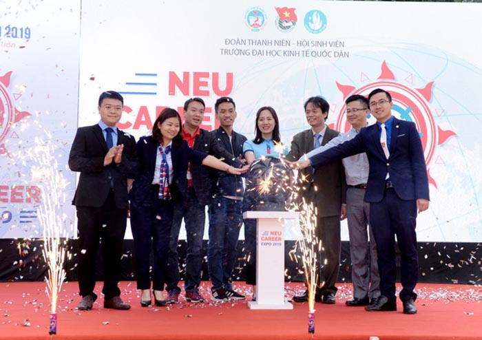 Ngày hội việc làm 2019 tại KTQD