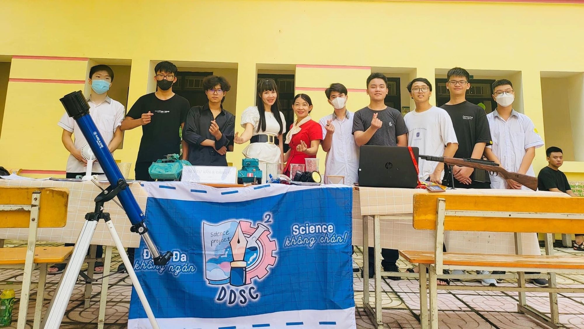 hoạt động ngoại kh&oacute;a THPT Đống Đa - 2