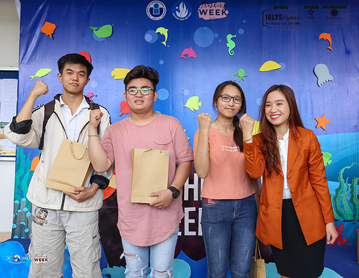 IELTS Fighter tài trợ chương trinh tân sinh viên Freshers’ Week 2019 5