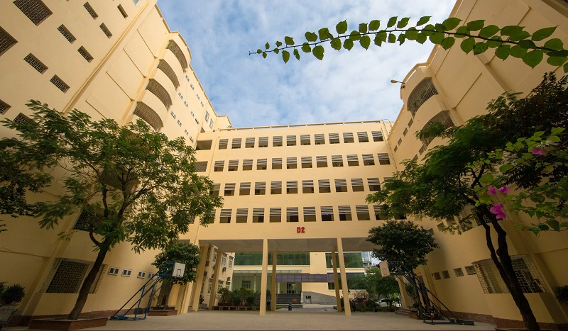 trường-thpt-csp-khuôn-viên