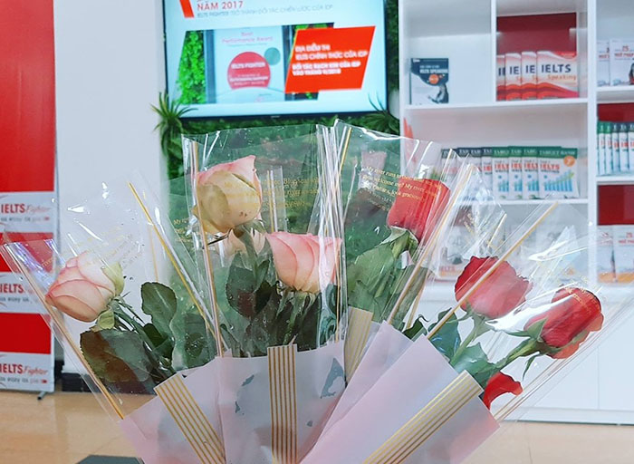 IELTS Fighter - Lan tỏa yêu thương chúc mừng ngày Phụ nữ Việt Nam 20/10 - 12