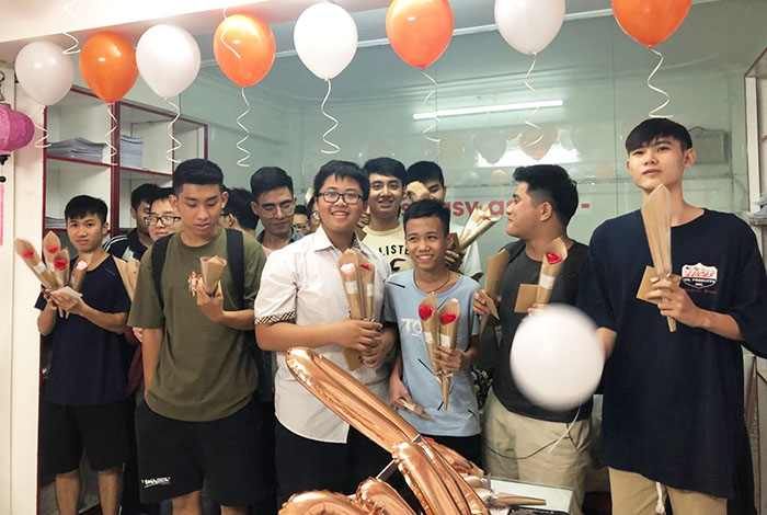 IELTS Fighter - Lan tỏa yêu thương chúc mừng ngày Phụ nữ Việt Nam 20/10 - 3