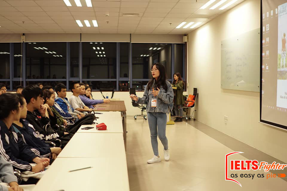 Thi thử IELTS tại trường ĐHKTQD