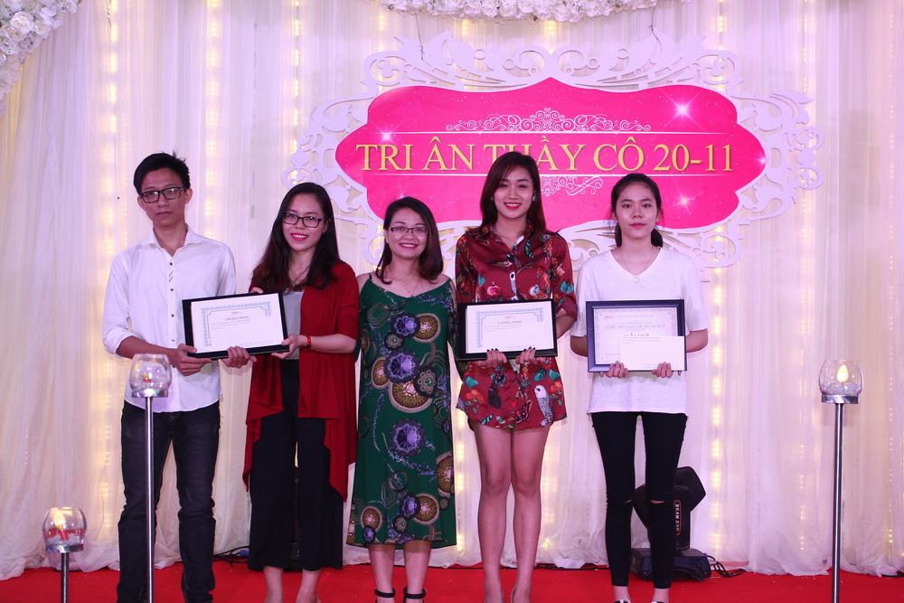 trao giải cuộc thi ngàn lời tri ân