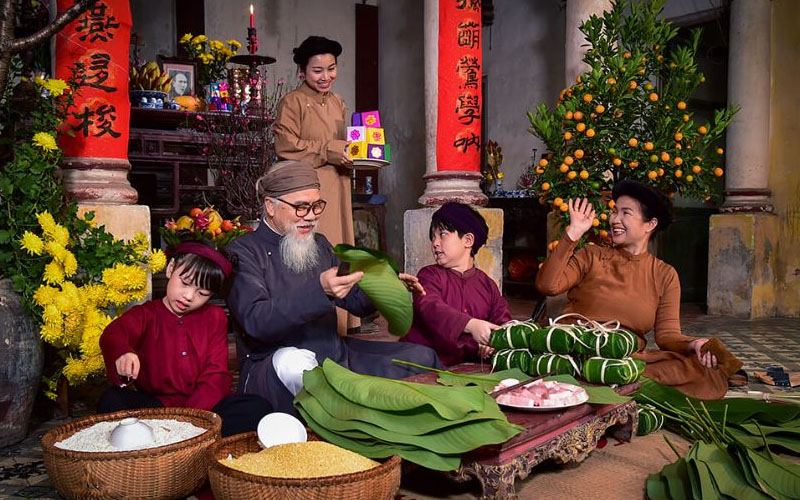 G&oacute;i b&aacute;nh chưng b&aacute;nh T&eacute;t tiếng anh