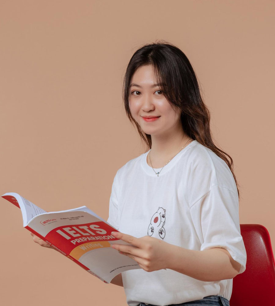 ho&agrave;i linh 7.5 IELTS 