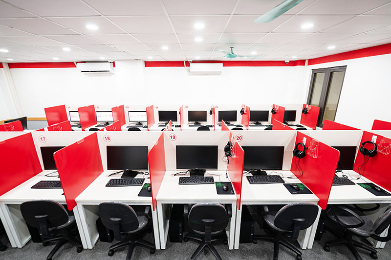 Hệ thống ph&ograve;ng thi m&aacute;y IELTS Fighter